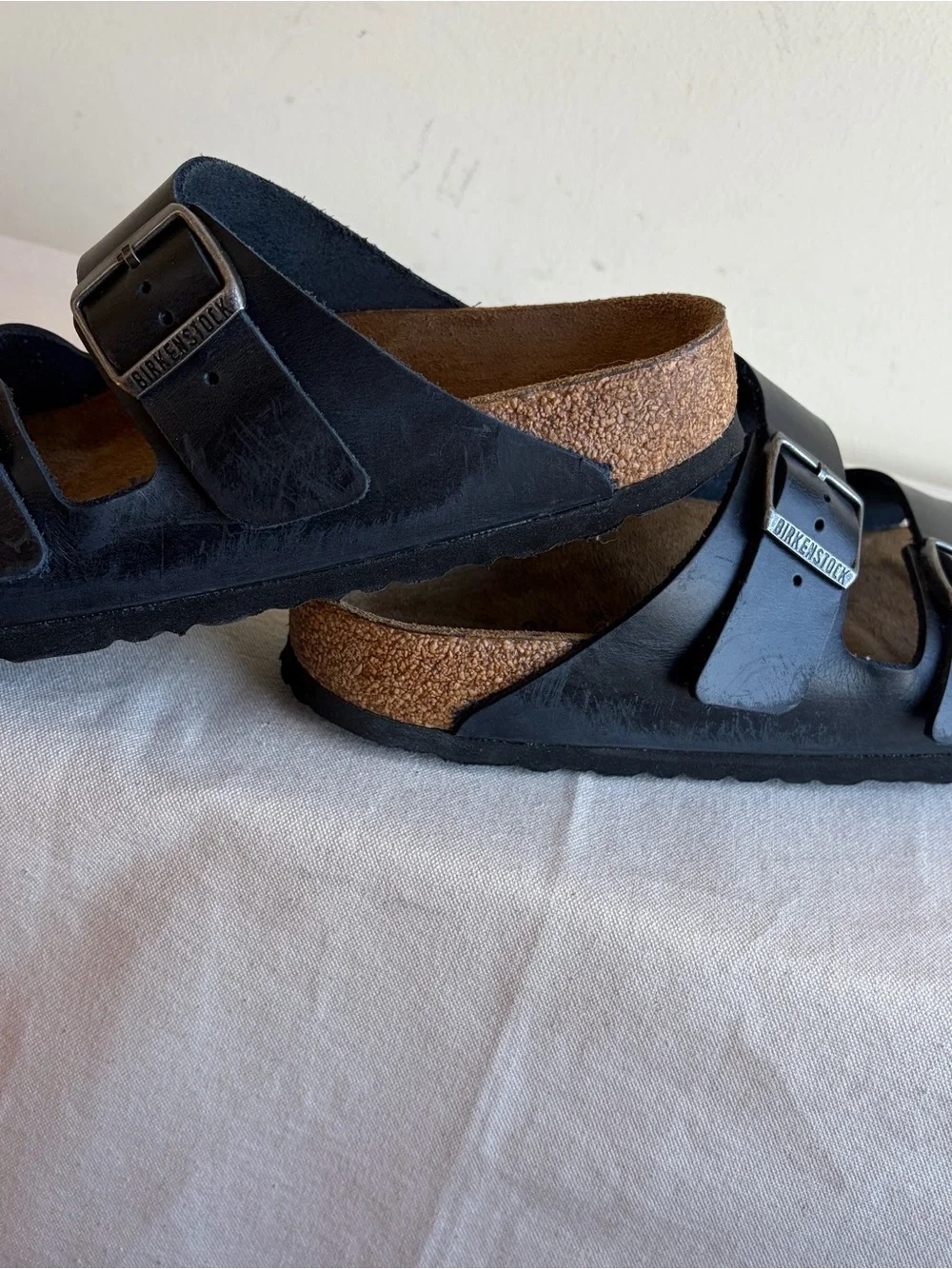 Birkenstock sz 39 Arizona Black Two-Strap Sandals - Picture 11 of 12